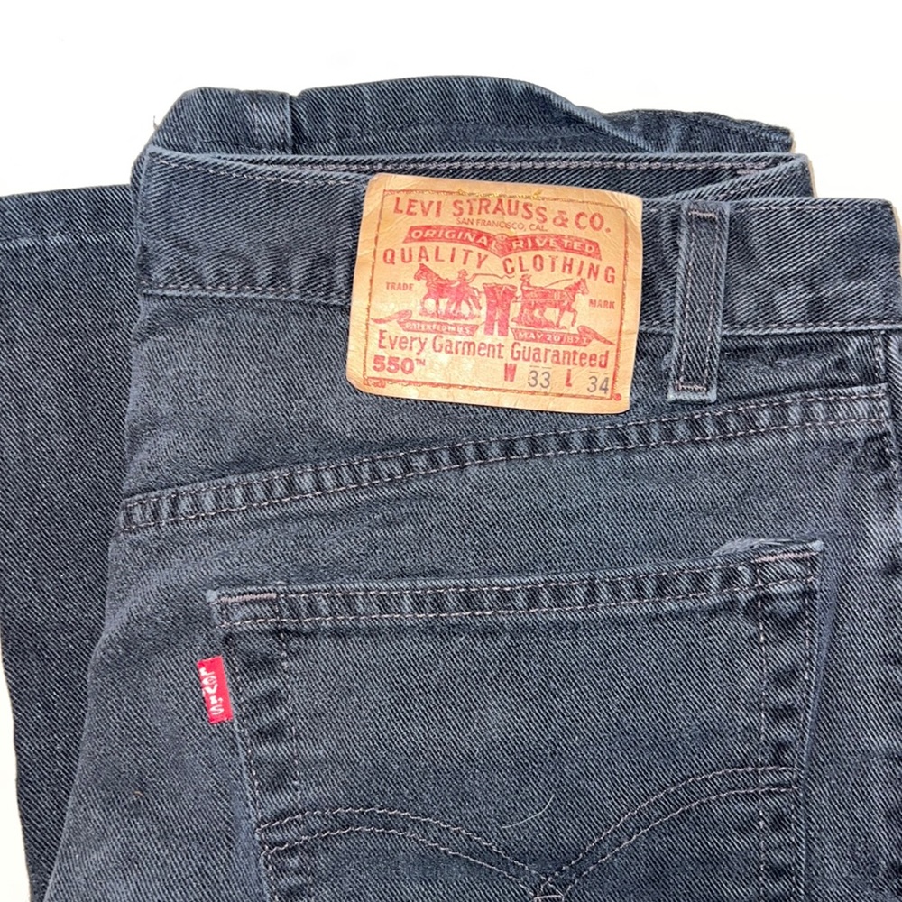 Straight Leg Levi’s 550 Relaxed Fit Black Jeans